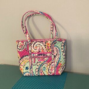 Vera Bradley Tote Pink Green Paisley NWOT with Charger Pocket